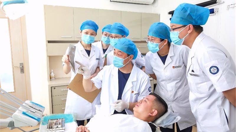 高端口腔诊所项目如何选择？揭秘品质与技术的双重标准